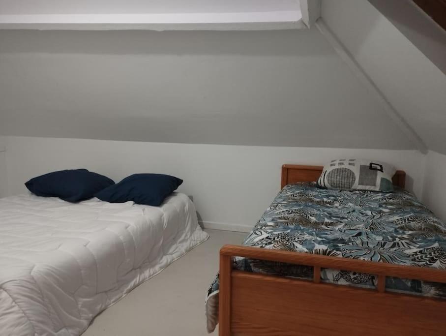 Agreable Maison Avec Parking Gratuit Apartment Amiens Exterior photo